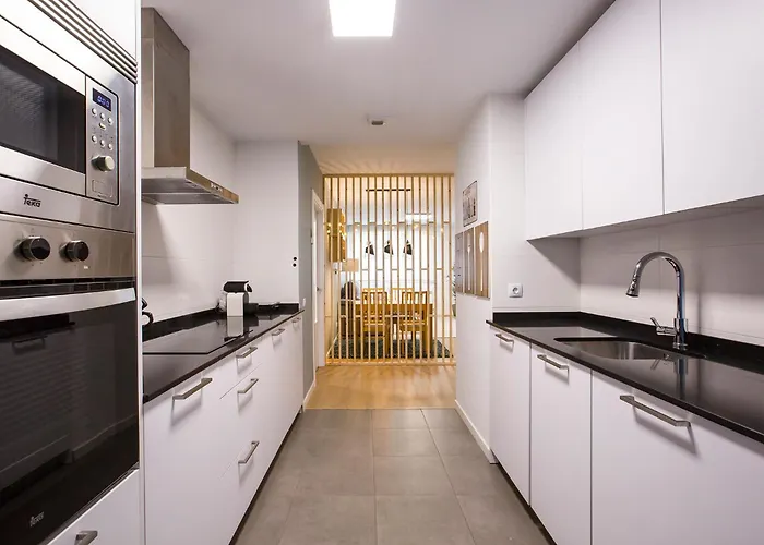 Telmo Nuevo & Parking En Bilbaozorroza *